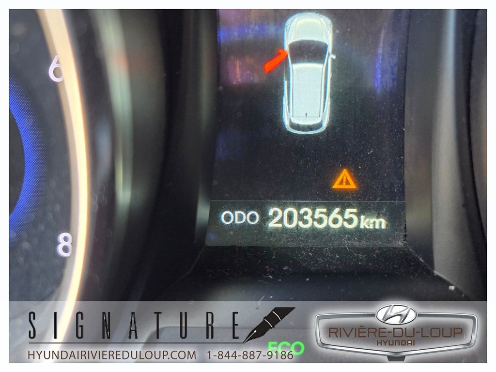 2013 Hyundai Santa Fe Premium,AWD in Riviere-Du-Loup, Quebec - 28 - w1024h768px