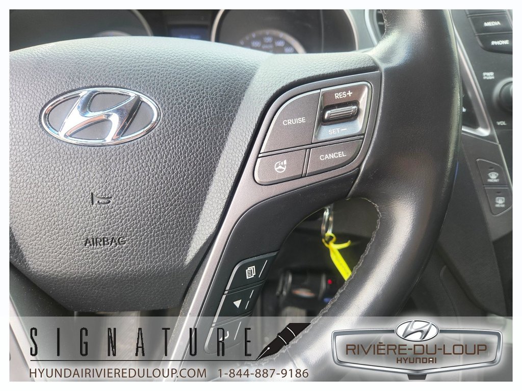 2013 Hyundai Santa Fe LUXURY,AWD,MAGS,TOIT PANORAMIQUE in Riviere-Du-Loup, Quebec - 16 - w1024h768px