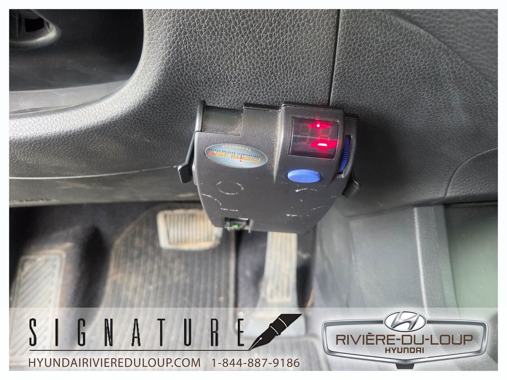2013 Hyundai Santa Fe LUXURY,AWD,MAGS,TOIT PANORAMIQUE in Riviere-Du-Loup, Quebec - 15 - w1024h768px