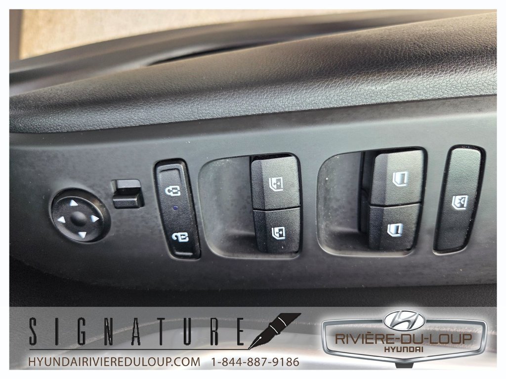 2022 Hyundai Tucson PREFERRED,AWD,MAGS,A/C,CRUISE in Riviere-Du-Loup, Quebec - 12 - w1024h768px