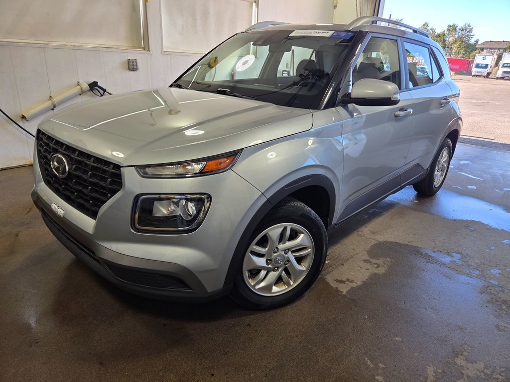 Hyundai Venue PREFERRED,FWD,A/C,CRUISE 2020 à Riviere-Du-Loup, Québec - 2 - w1024h768px