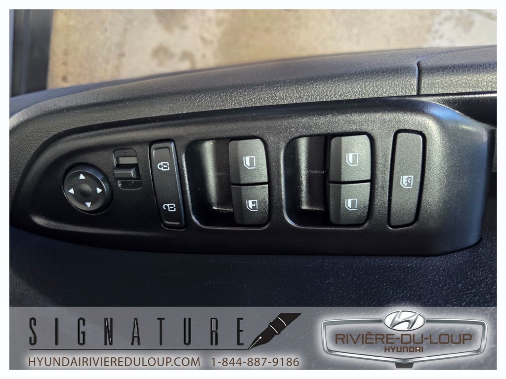Hyundai Venue PREFERRED,FWD,A/C,CRUISE 2020 à Riviere-Du-Loup, Québec - 12 - w1024h768px