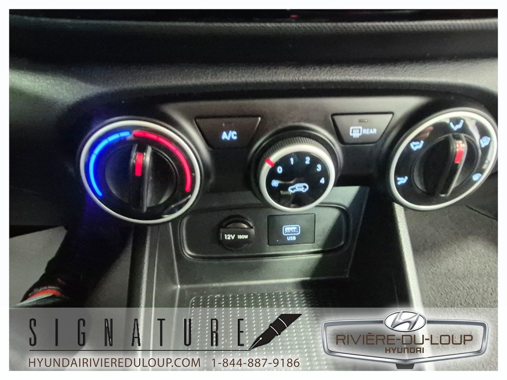 2021 Hyundai Venue Essential,CRUISE,A/C,CAMERA RECUL in Riviere-Du-Loup, Quebec - 21 - w1024h768px