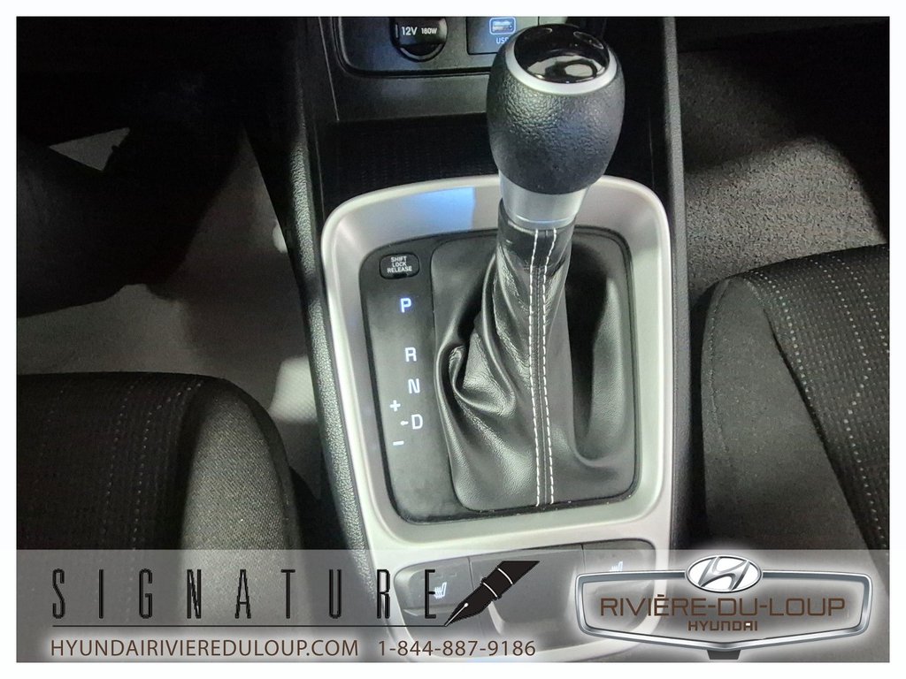 2021 Hyundai Venue Essential,CRUISE,A/C,CAMERA RECUL in Riviere-Du-Loup, Quebec - 22 - w1024h768px