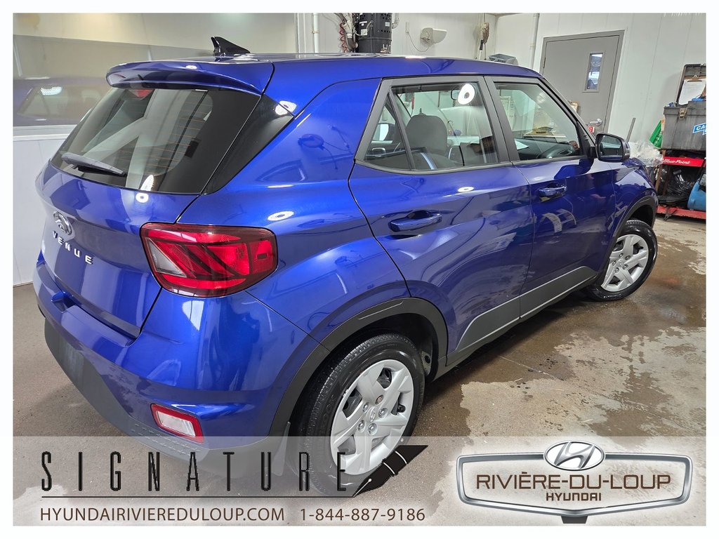 Hyundai Venue ESSENTIEL,FWD,MANUEL 2022 à Riviere-Du-Loup, Québec - 5 - w1024h768px