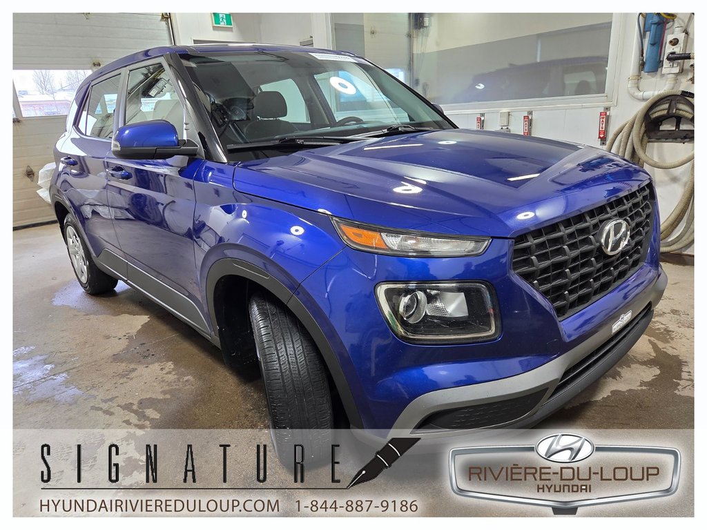 Hyundai Venue ESSENTIEL,FWD,MANUEL 2022 à Riviere-Du-Loup, Québec - 4 - w1024h768px