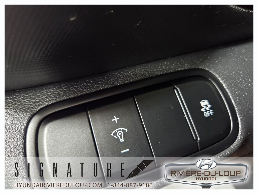 Hyundai Venue ESSENTIEL,SIEGES CHAUFFANT 2023 à Riviere-Du-Loup, Québec - 22 - w1024h768px
