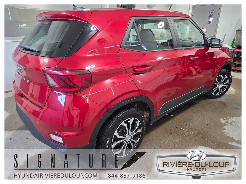 Hyundai Venue ESSENTIEL,SIEGES CHAUFFANT 2023 à Riviere-Du-Loup, Québec - 5 - w1024h768px
