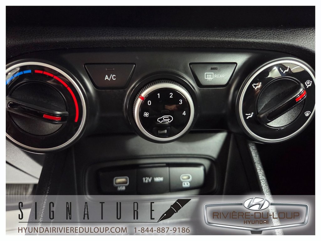 Hyundai Venue ESSENTIEL,SIEGES CHAUFFANT 2023 à Riviere-Du-Loup, Québec - 18 - w1024h768px