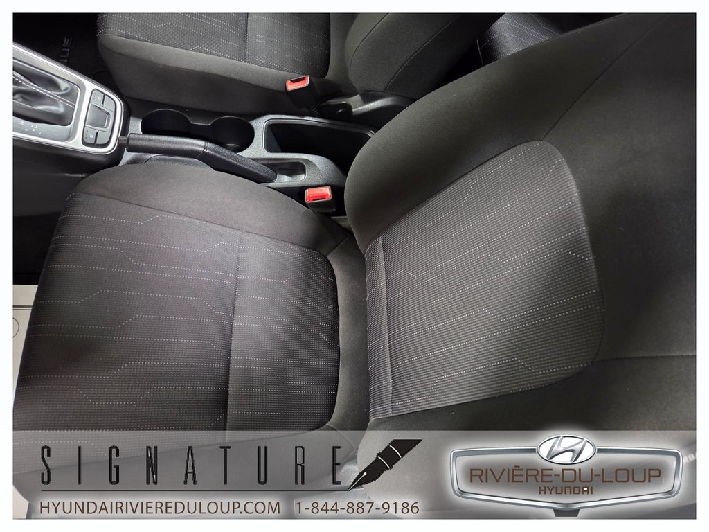 Hyundai Venue ESSENTIEL,SIEGES CHAUFFANT 2023 à Riviere-Du-Loup, Québec - 13 - w1024h768px