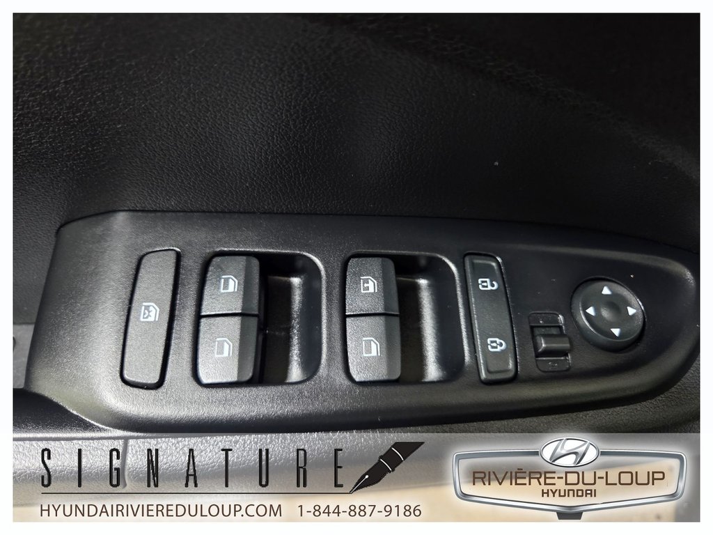 Hyundai Venue PREFERRED,FWD,SIEGES CHAUFFANT,A/C,CRUISE 2024 à Riviere-Du-Loup, Québec - 12 - w1024h768px