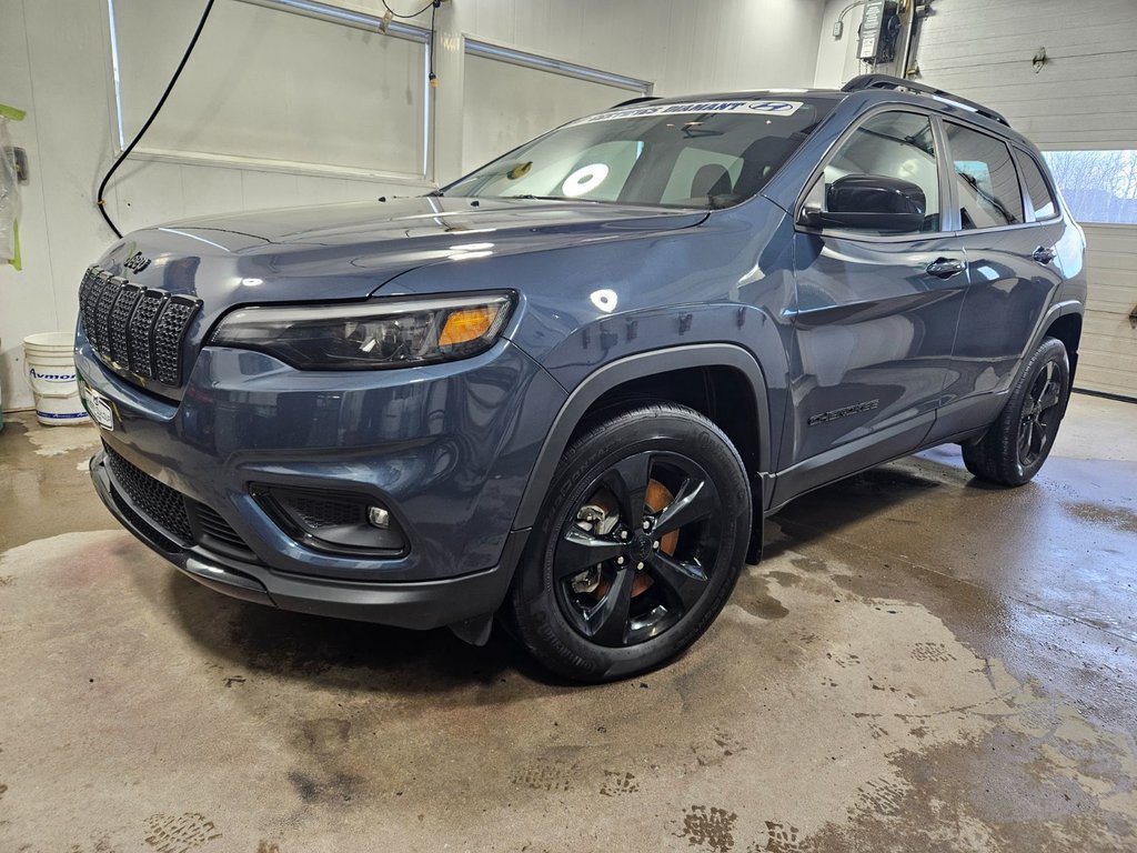 2022  Cherokee ALTITUDE,AWD, in Riviere-Du-Loup, Quebec - 2 - w1024h768px