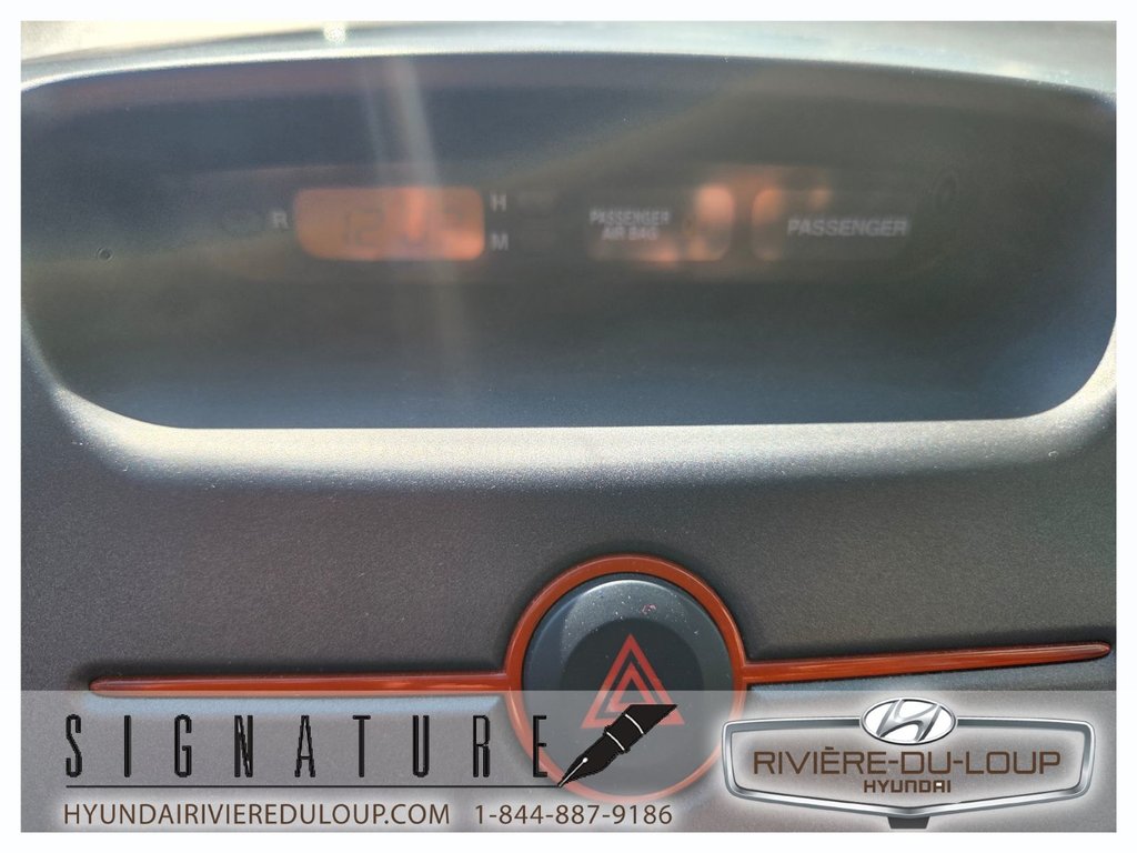2011 Kia Rondo EX PREMIUM in Riviere-Du-Loup, Quebec - 17 - w1024h768px