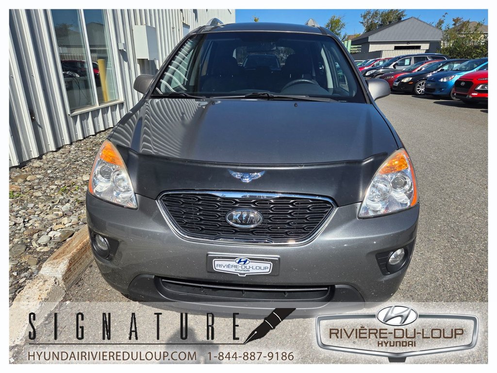 2011 Kia Rondo EX PREMIUM in Riviere-Du-Loup, Quebec - 3 - w1024h768px