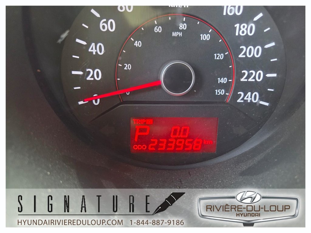 2012 Kia Sorento LX,AWD in Riviere-Du-Loup, Quebec - 25 - w1024h768px