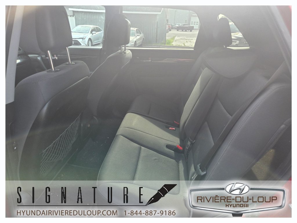 2012 Kia Sorento LX,AWD in Riviere-Du-Loup, Quebec - 13 - w1024h768px