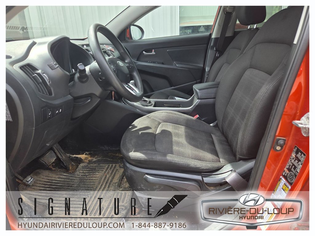 Kia Sportage LX,FWD 2012 à Riviere-Du-Loup, Québec - 8 - w1024h768px