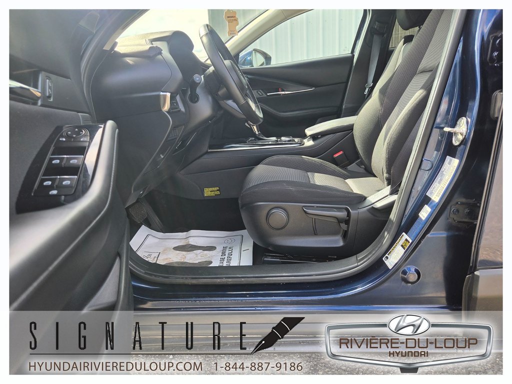 2023 Mazda CX-30 GS/AC/AWD in Riviere-Du-Loup, Quebec - 12 - w1024h768px