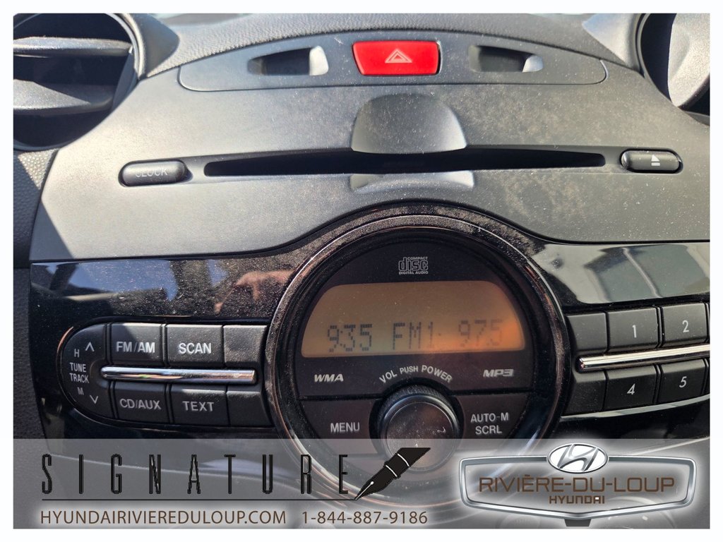 2012 Mazda 2 GX,AUTOMATIQUE in Riviere-Du-Loup, Quebec - 19 - w1024h768px