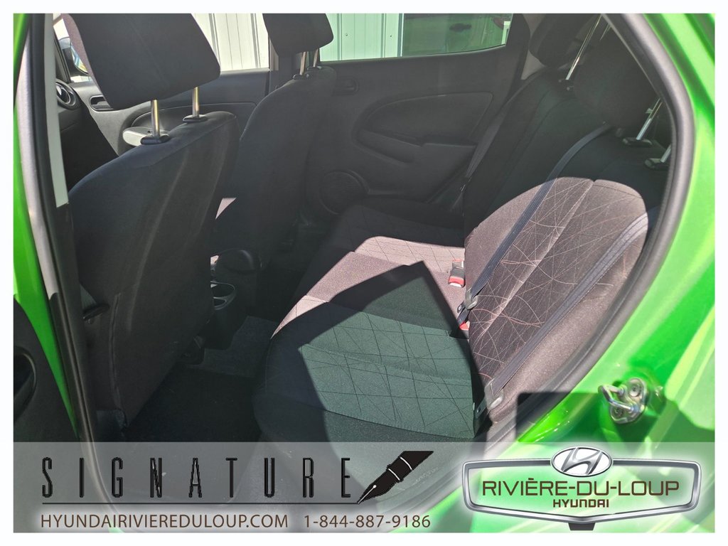 2012 Mazda 2 GX,AUTOMATIQUE in Riviere-Du-Loup, Quebec - 12 - w1024h768px