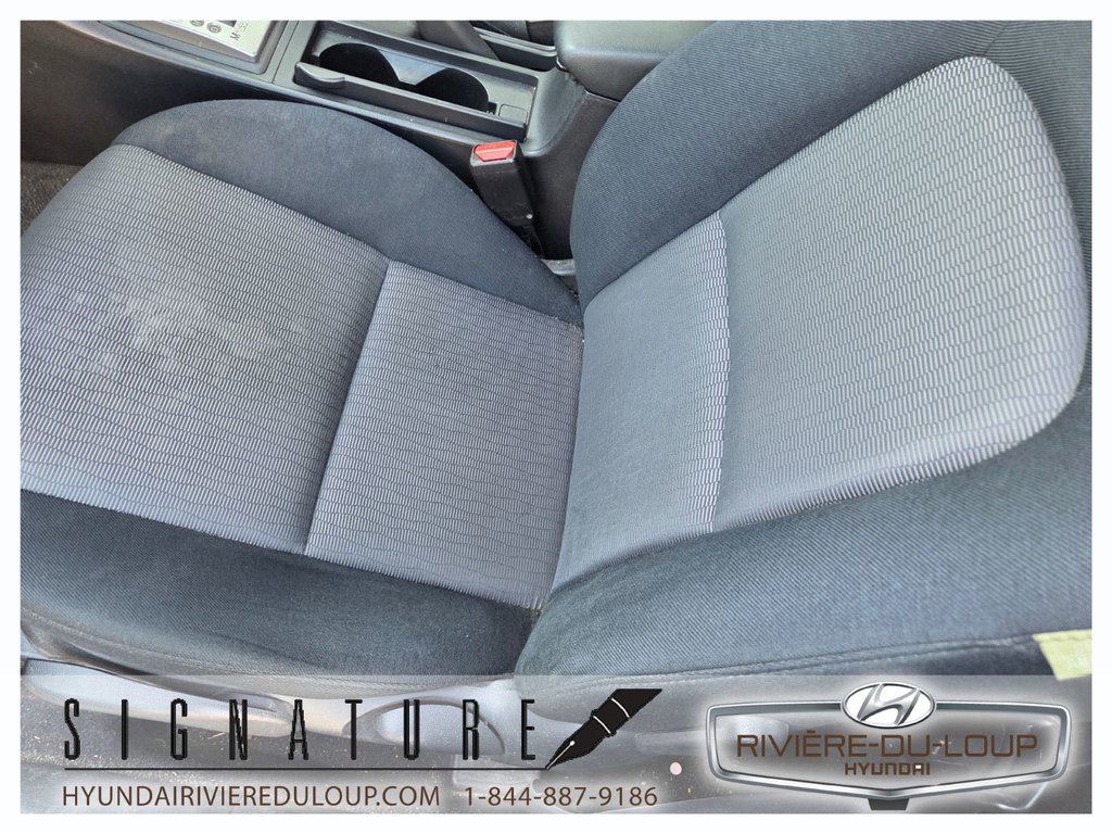 2008 Mazda 3 in Riviere-Du-Loup, Quebec - 13 - w1024h768px