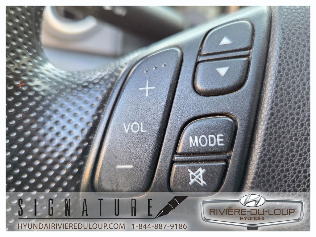 2008 Mazda 3 in Riviere-Du-Loup, Quebec - 17 - w1024h768px
