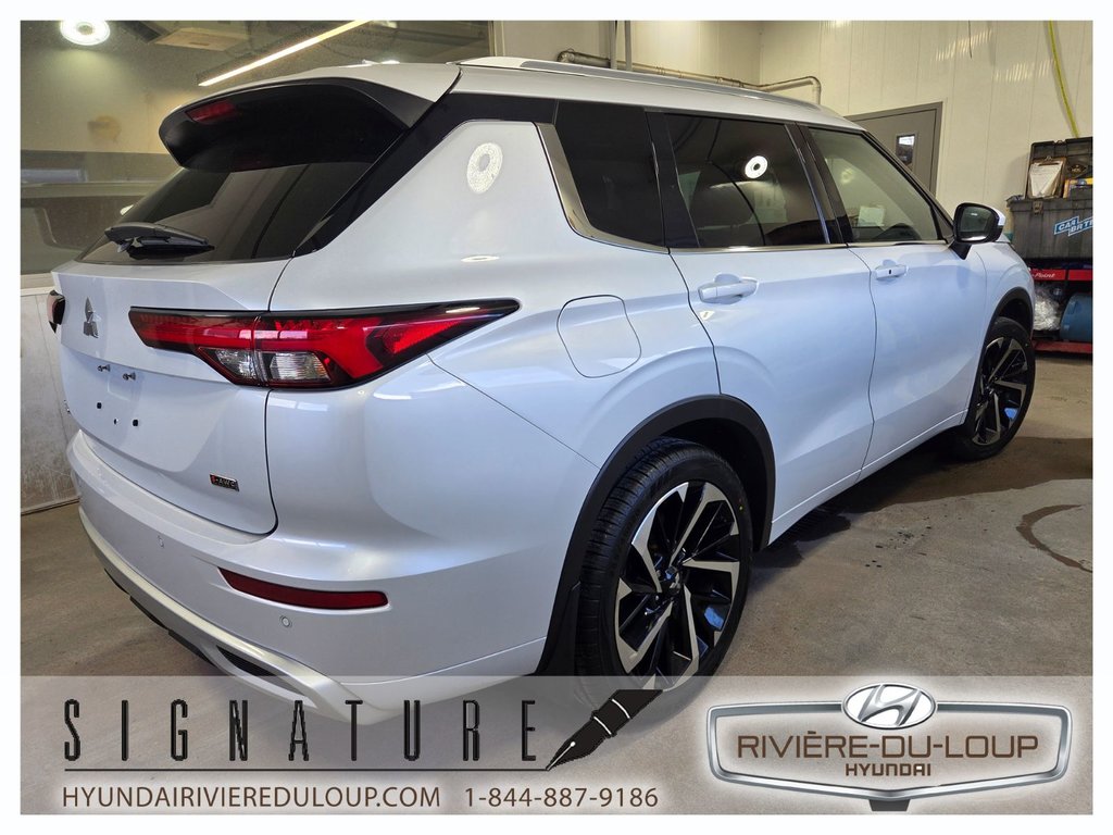 Mitsubishi Outlander GT PREMIUM,AWD,TOIT PANO,MAGS,CUIR,GPS 2022 à Riviere-Du-Loup, Québec - 5 - w1024h768px