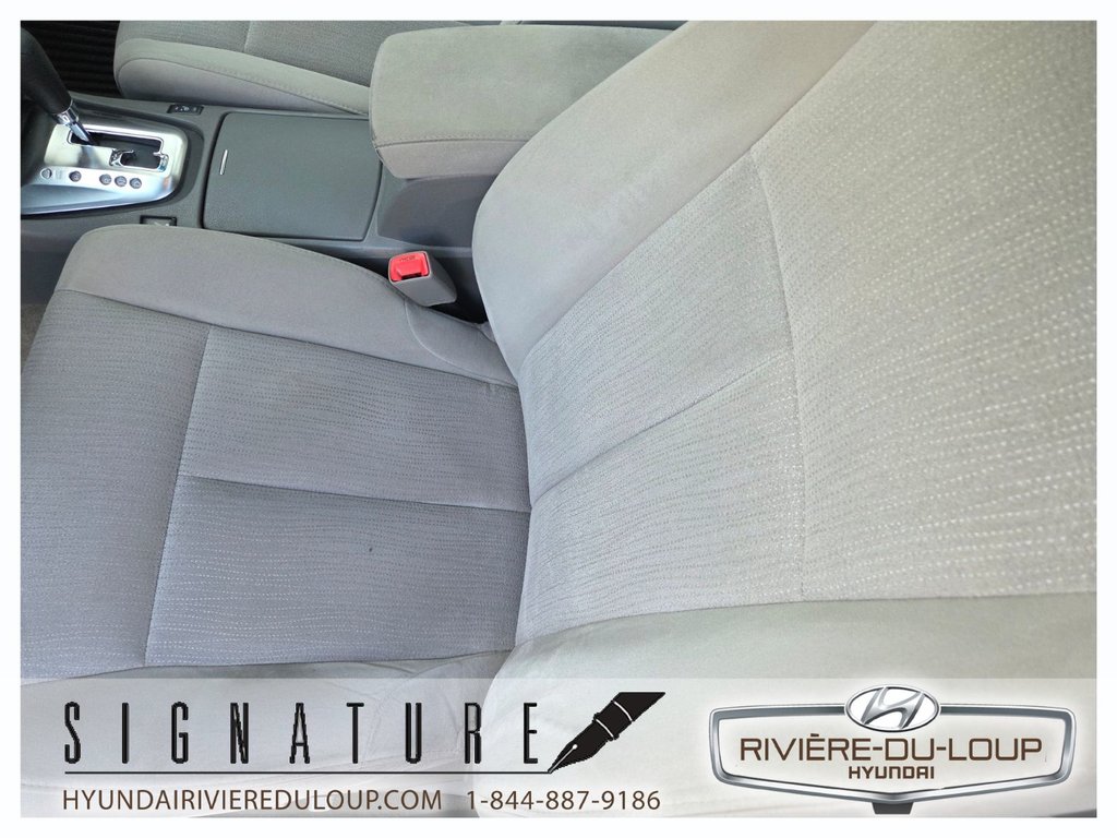 2011 Nissan Altima 2.5S SPECIAL EDITION in Riviere-Du-Loup, Quebec - 13 - w1024h768px