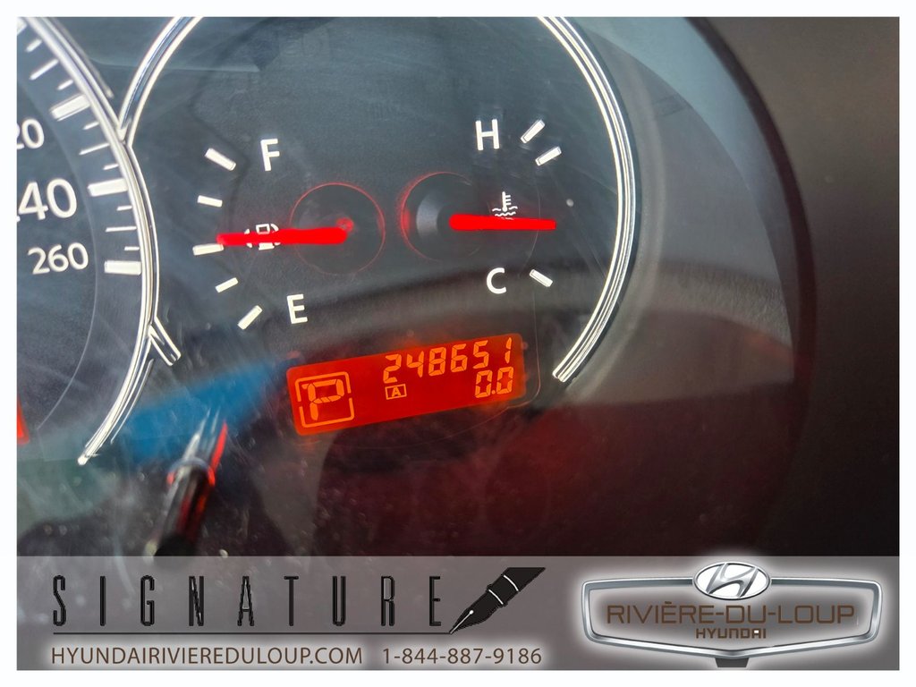 2011 Nissan Altima 2.5S SPECIAL EDITION in Riviere-Du-Loup, Quebec - 22 - w1024h768px