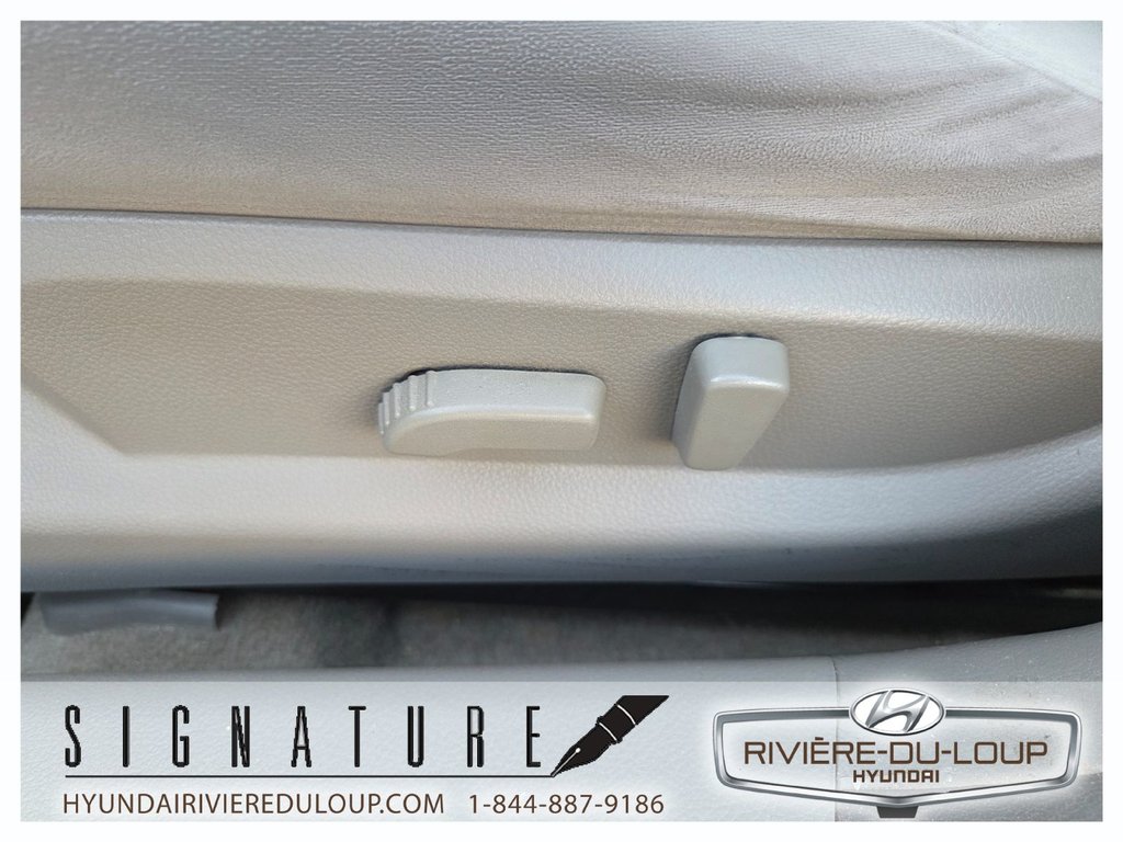 2011 Nissan Altima 2.5S SPECIAL EDITION in Riviere-Du-Loup, Quebec - 12 - w1024h768px