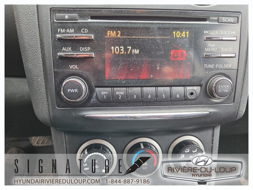 2012 Nissan Rogue SV,AWD in Riviere-Du-Loup, Quebec - 14 - w1024h768px