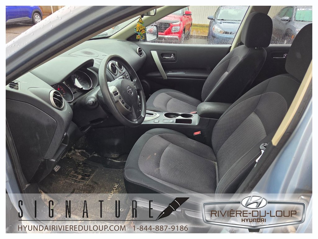 2012 Nissan Rogue SV,AWD in Riviere-Du-Loup, Quebec - 8 - w1024h768px