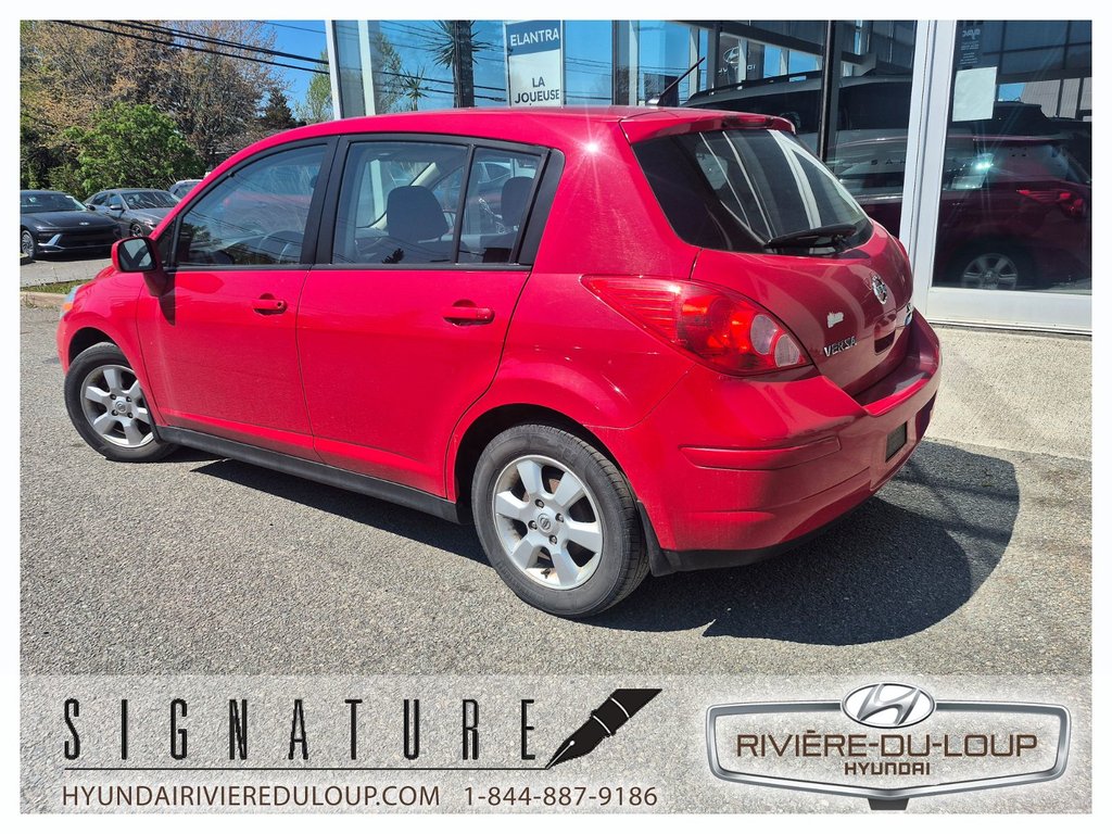 2010 Nissan Versa 1.8 SL in Riviere-Du-Loup, Quebec - 6 - w1024h768px