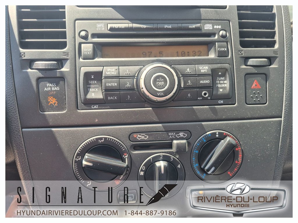 2010 Nissan Versa 1.8 SL in Riviere-Du-Loup, Quebec - 11 - w1024h768px