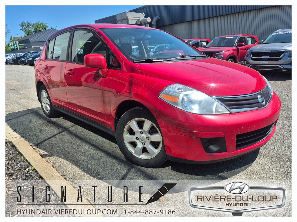2010 Nissan Versa 1.8 SL in Riviere-Du-Loup, Quebec - 4 - w1024h768px