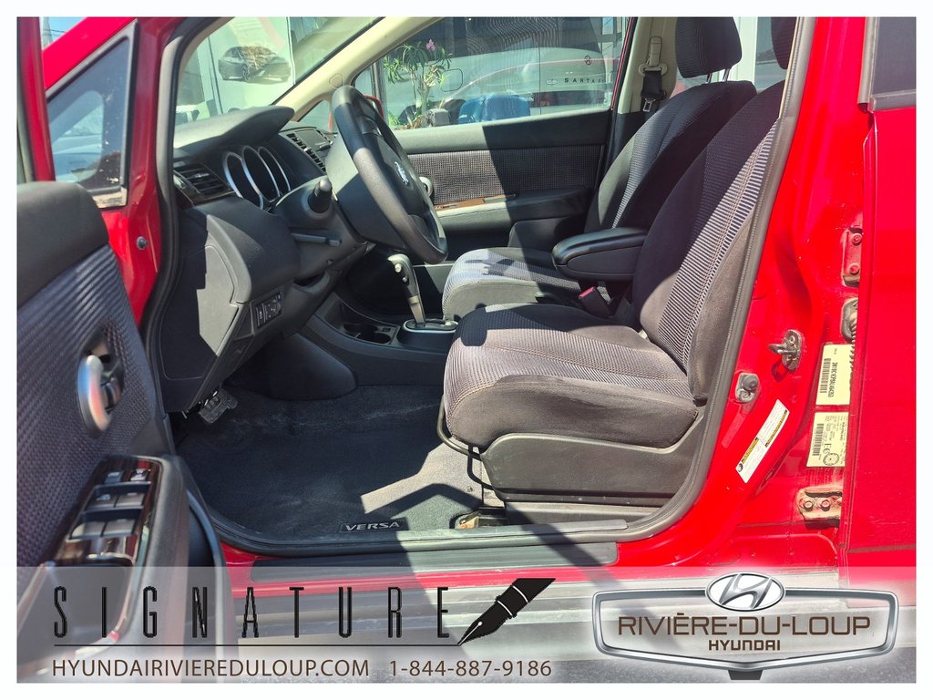 2010 Nissan Versa 1.8 SL in Riviere-Du-Loup, Quebec - 10 - w1024h768px