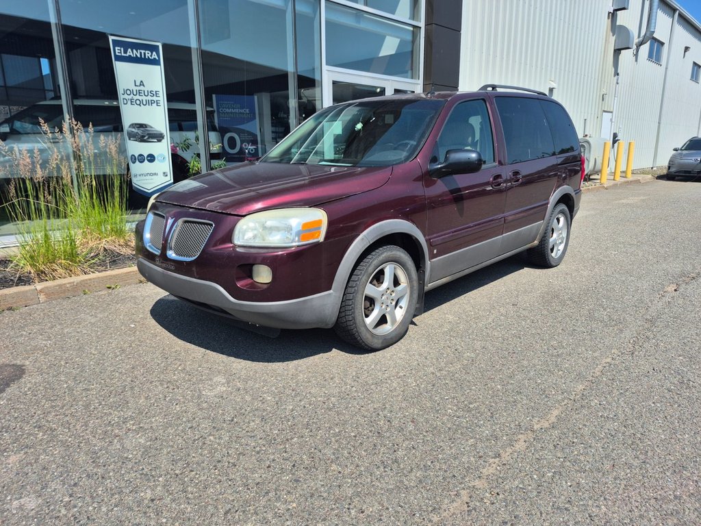 2006 Pontiac Montana SV6 A/C in Riviere-Du-Loup, Quebec - 2 - w1024h768px