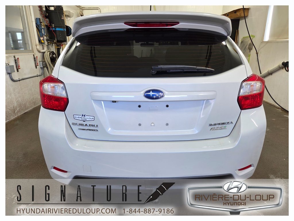Subaru Impreza 2.0i w/Sport & Tech Pkg 2015 à Riviere-Du-Loup, Québec - 6 - w1024h768px