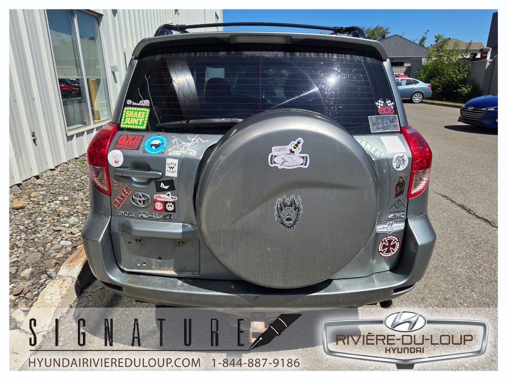 Toyota RAV4 BASE,AWD, 2008 à Riviere-Du-Loup, Québec - 6 - w1024h768px