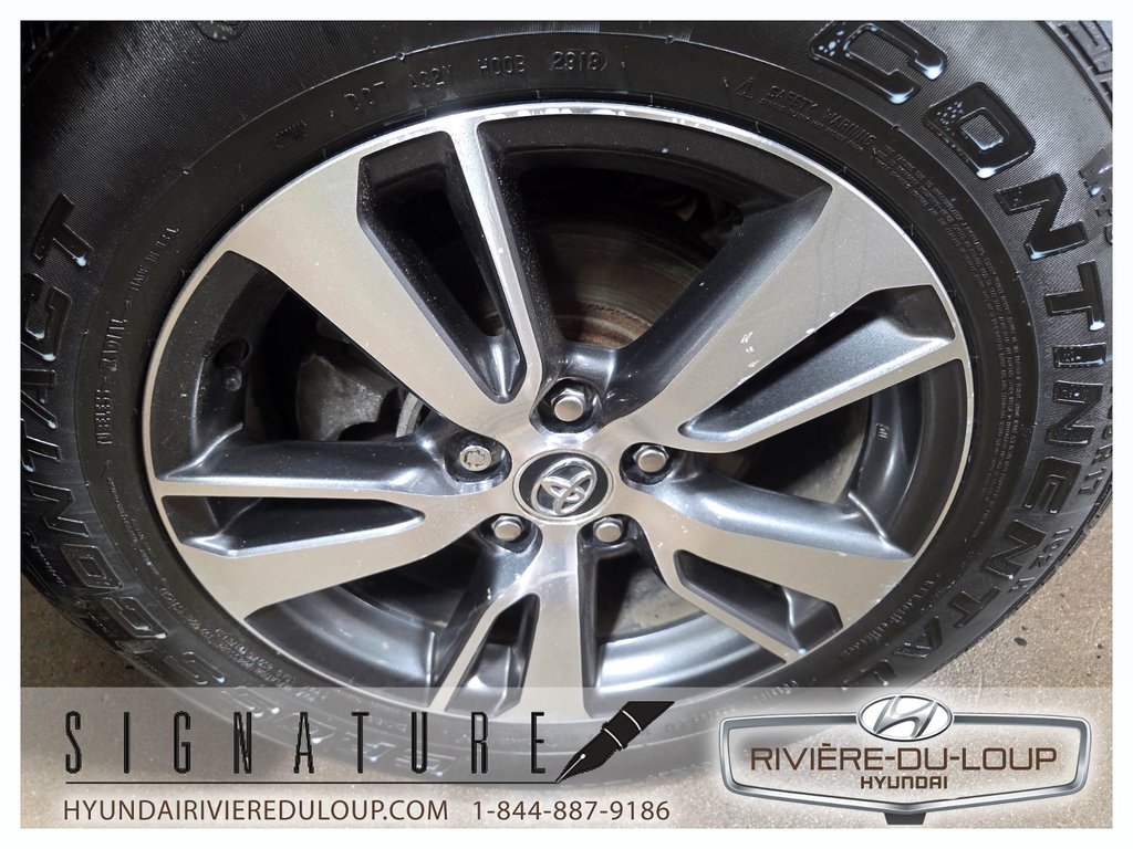 2018 Toyota RAV4 XLE,AWD,MAGS,TOIT,SIEGES CHAUFFANT in Riviere-Du-Loup, Quebec - 29 - w1024h768px