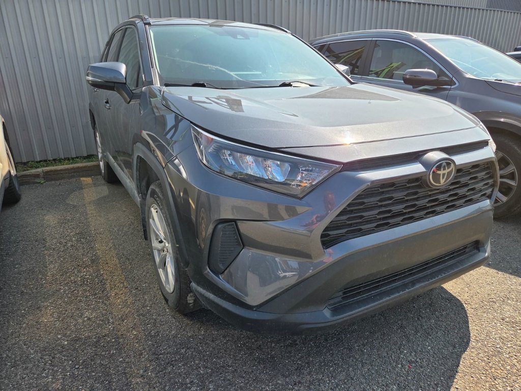 2020 Toyota RAV4 LE,AWD,MAGS,A/C,CRUISE in Riviere-Du-Loup, Quebec - 1 - w1024h768px