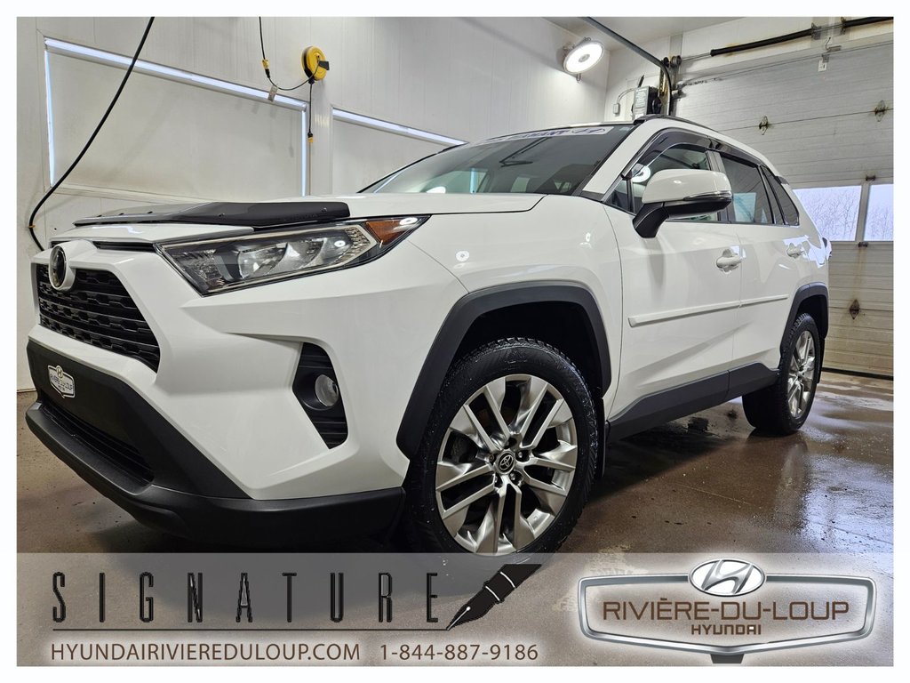 Toyota RAV4 XLE,AWD,SIEGE CHAUFFANT 2021 à Riviere-Du-Loup, Québec - 1 - w1024h768px