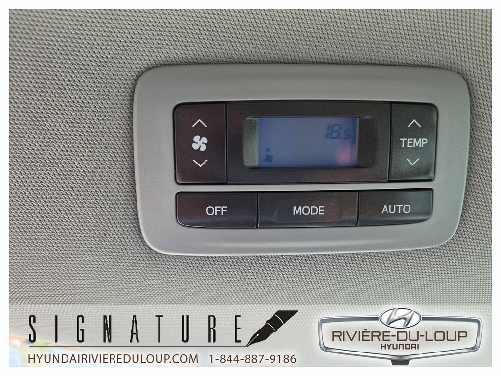 2020 Toyota Sienna LE/AC/CAMERA DE RECUL in Riviere-Du-Loup, Quebec - 12 - w1024h768px