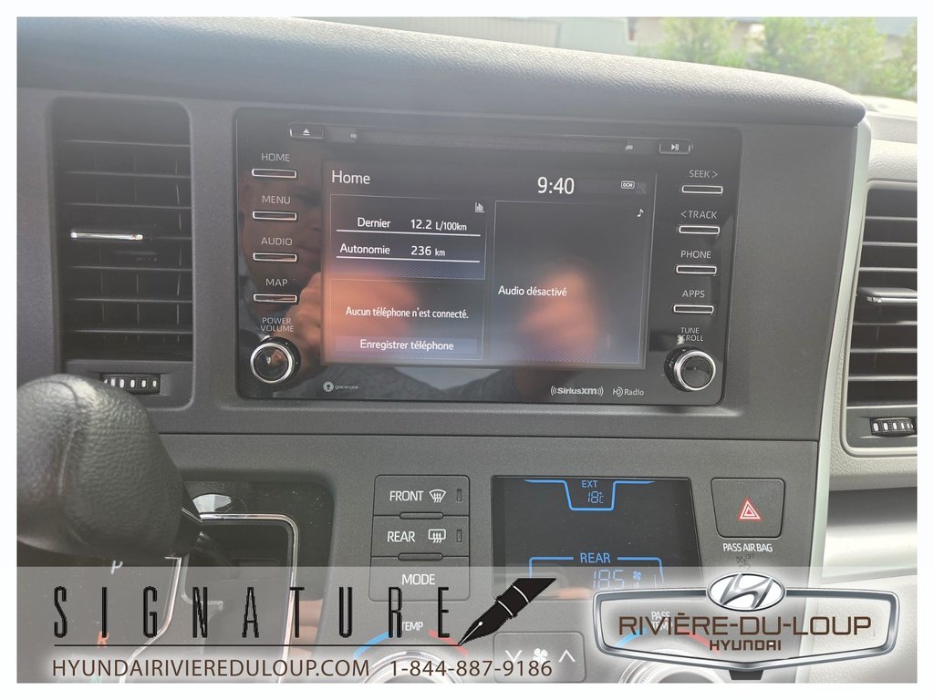 2020 Toyota Sienna LE/AC/CAMERA DE RECUL in Riviere-Du-Loup, Quebec - 19 - w1024h768px
