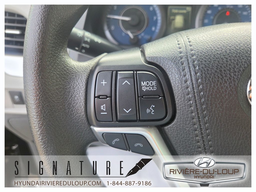 2020 Toyota Sienna LE/AC/CAMERA DE RECUL in Riviere-Du-Loup, Quebec - 22 - w1024h768px