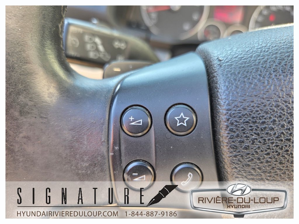2008 Volkswagen Eos TRENDLINE,CONVERTIBLE. in Riviere-Du-Loup, Quebec - 14 - w1024h768px