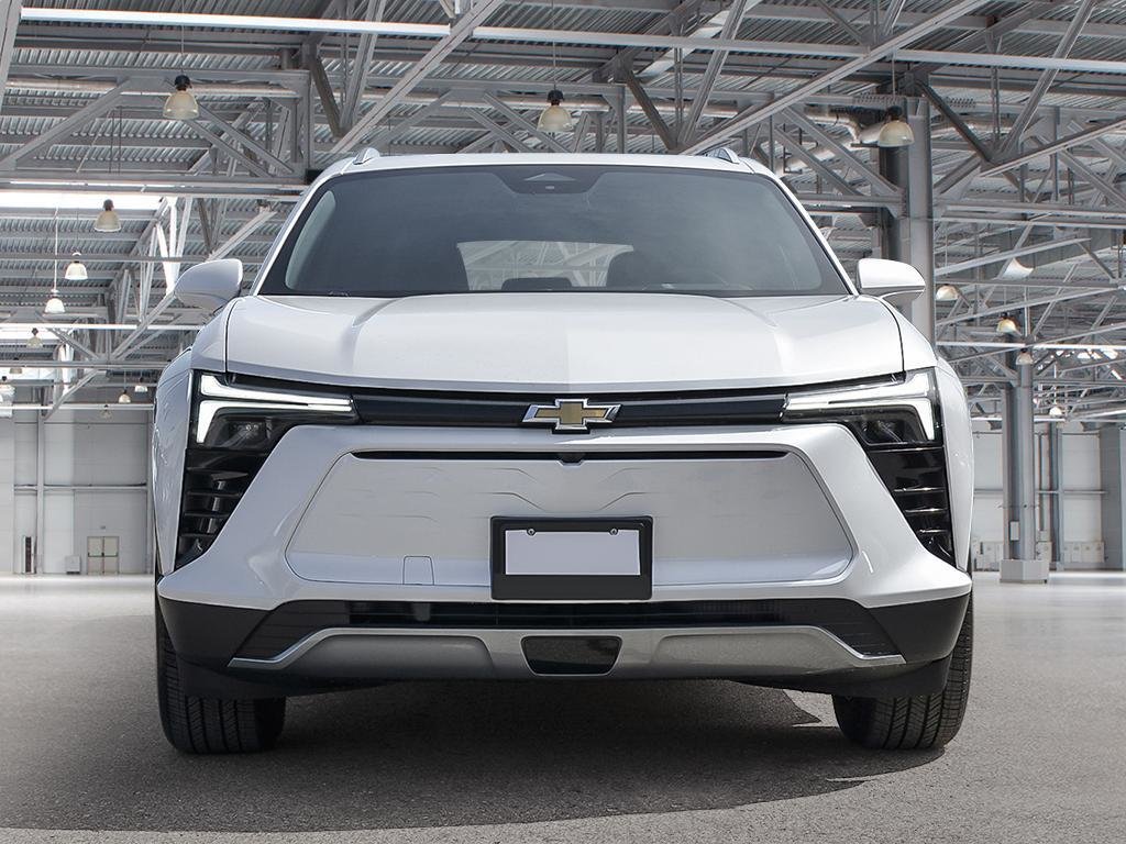 Chevrolet Blazer EV LT 2025 à Cowansville, Québec - 2 - w1024h768px