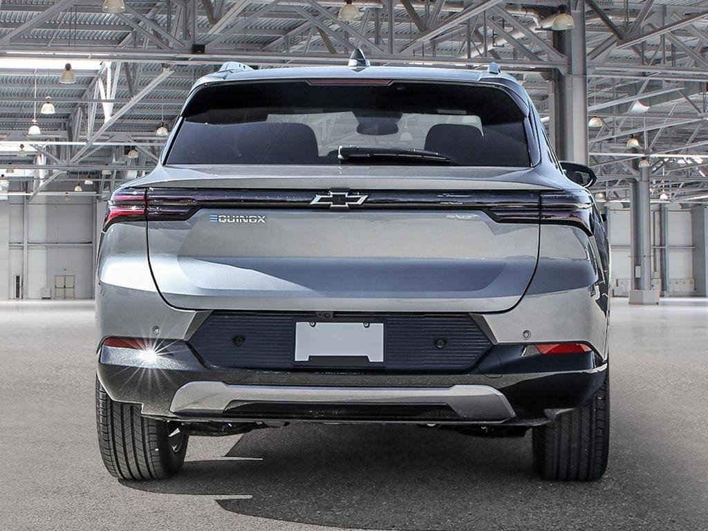 Chevrolet Equinox EV 2LT 2026 à Cowansville, Québec - 5 - w1024h768px