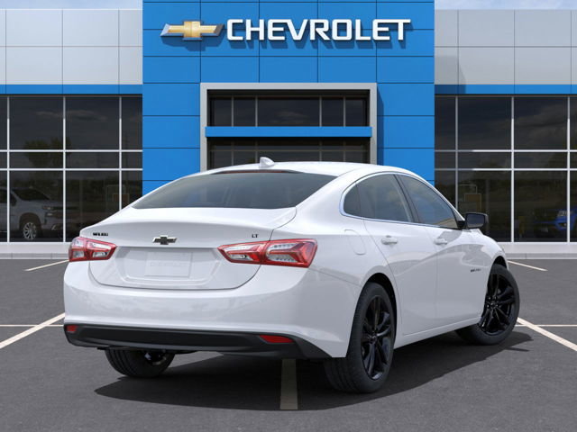 Chevrolet Malibu 1LT 2024 à Cowansville, Québec - 4 - w1024h768px