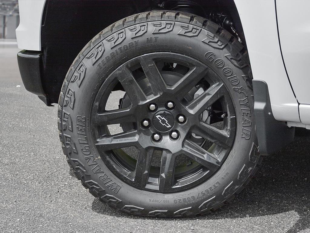 Chevrolet Silverado 1500 LT TRAIL BOSS STD/BOX (2LT) 2025 à Cowansville, Québec - 8 - w1024h768px
